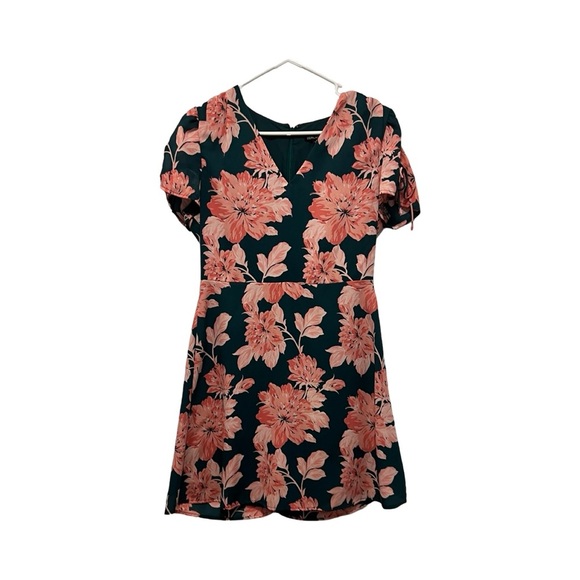 J. Crew Mercantile Printed Short Sleeve‎ Tie Shoulder Dress Green Pink Size 6 - Picture 2 of 7